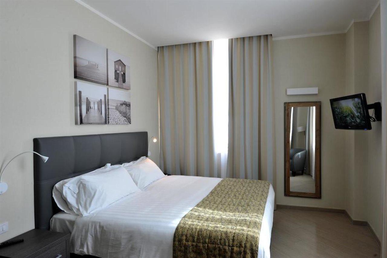 Chc Business Residence Генуя Экстерьер фото