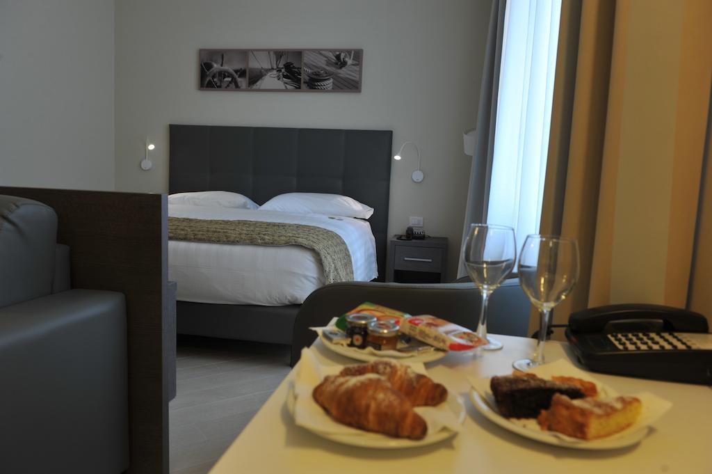 Chc Business Residence Генуя Номер фото